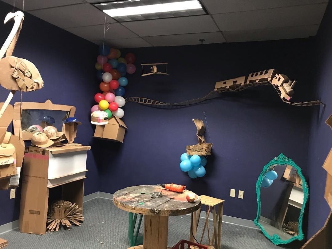 eyeball with blue background and checkered pattern